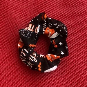 Spooky scrunchie 👻🎃